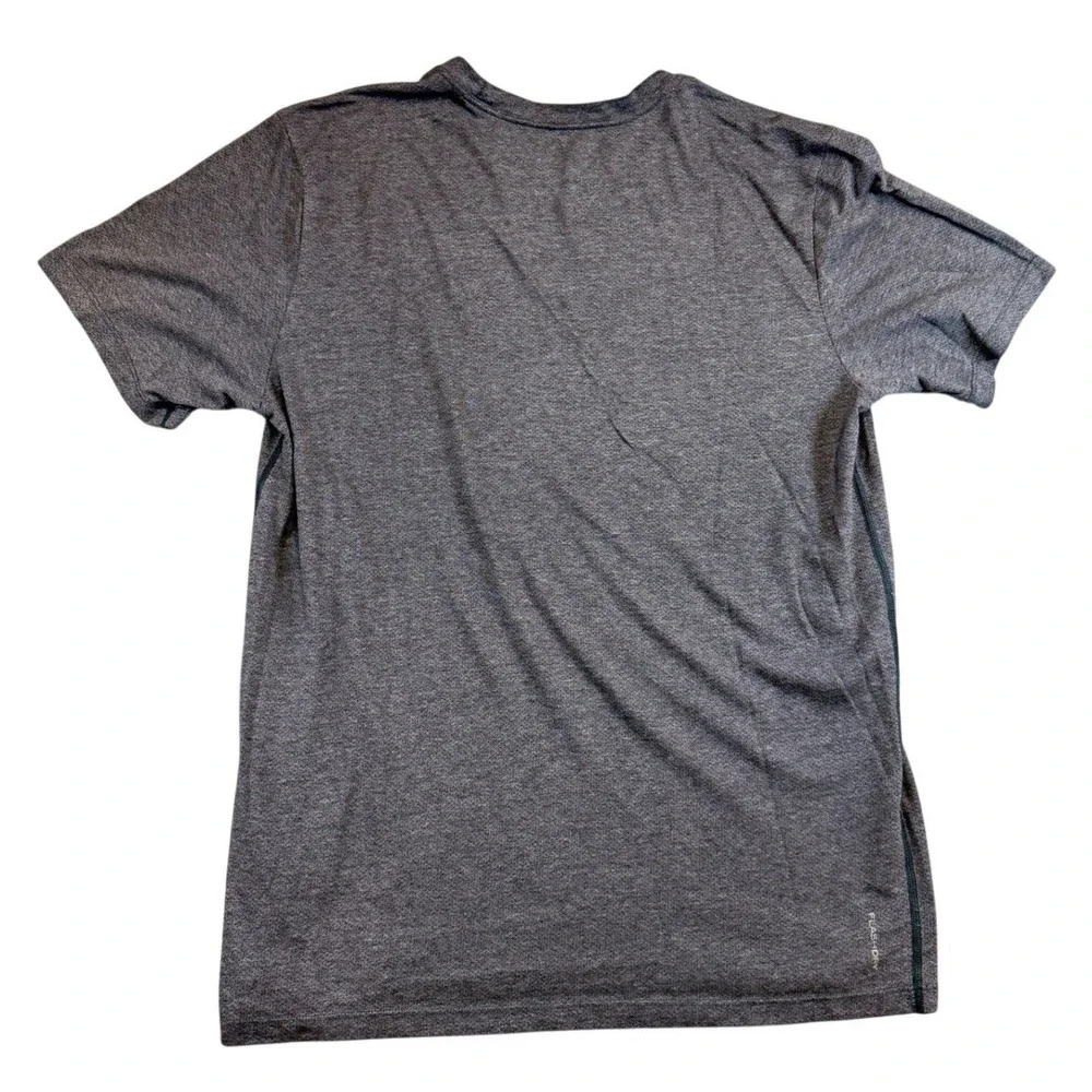 The North Face Mens FlashDry‎ Short Sleeve Training Shirt Heather Gray Medium